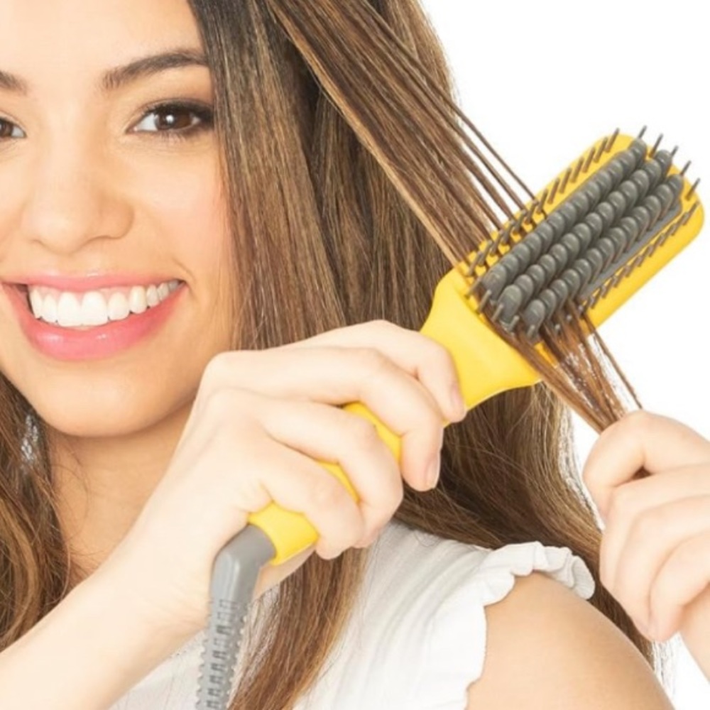 Drybar Baby Brush